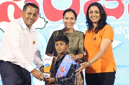 Sinchana: Corporate and Embassy volunteers come togethe Sinchana: Corporate and Embassy volunteers come togethe