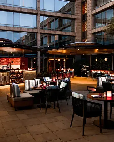 Hilton Bangalore Embassy Golflinks - Restaurant Seta